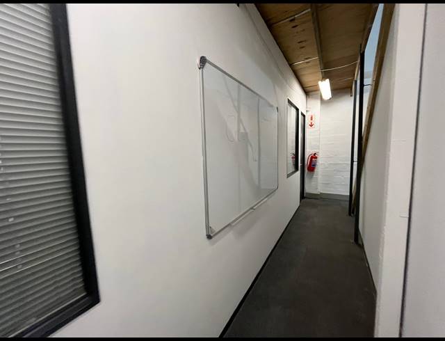 397M² OFFICE TO LET IN NDABENI